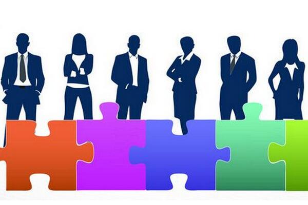 《中高層管理》-領導力課程